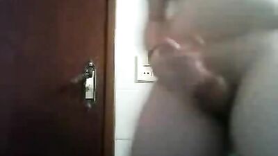 Young Gay Cam Boy Explores His Wild Side in XXX Action!