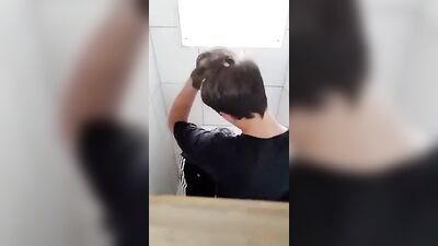 Amateur Bathroom Oral Sucking: Friends Gone Wild!