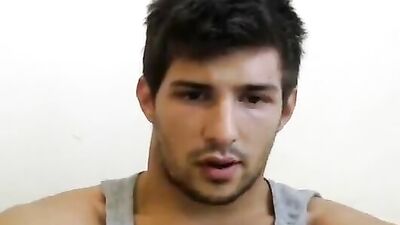 Leonardos Muscle Men Cum Show: The Ultimate Italian Stallion Experience!