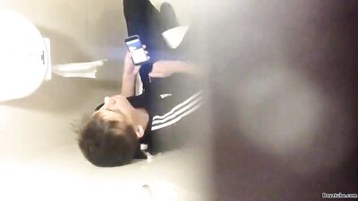 Jerking Off in the Mens Room - Amateur Oral Exposure