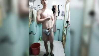 Asian Amateur in the Shower: The Reason Why