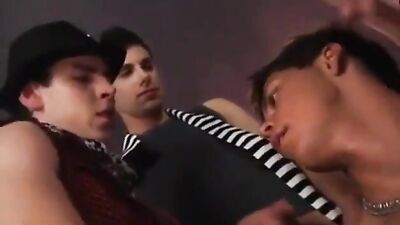 Boys bareback cum orgy - The ultimate gay porn experience!