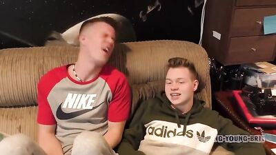 Brit Boy Smart Fucking - Amateur Bareback Action