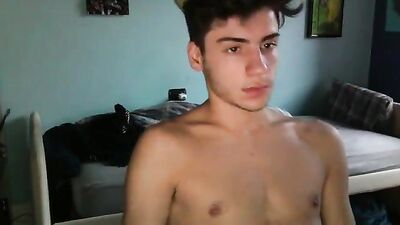 Gay Porn: Straight Boys Web-Cam Rubbin One Out!