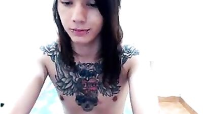 Pretty Tattooed Boy Webcam Amateur Solo: A Sexy Gay Porn Video Adventure