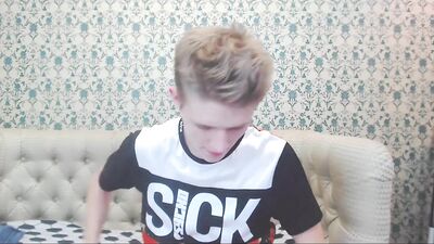 Blonde Heaven: The Ultimate Couch Masturbation Experience!