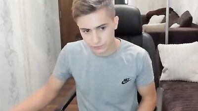 Euro Masturbating Mans Wild Web-Cam Adventure!