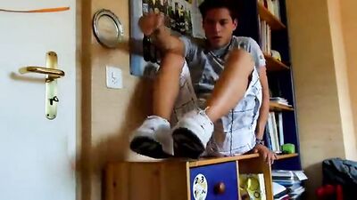 Foot Fetish Party - Everybody Loves My Feet!