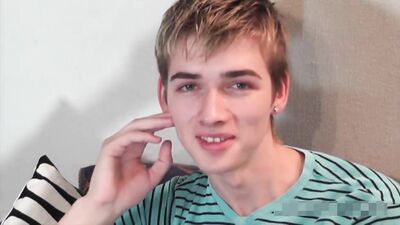 Gay Porn - Cumming Twink Boy with AA Vid