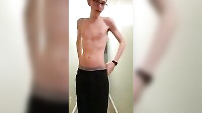 Young Boys Body, Mans Cock! - Amateur Big Cocks Bisexual