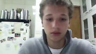 Curve Appeal: The Ultimate Solo Web-Cam Experience!