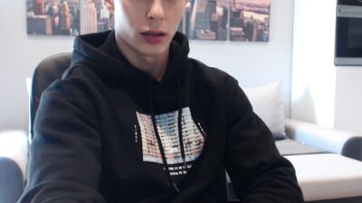 Naked Amateur Muscle Boys: Part 2 - Cute and Nude