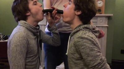 Double Dildo Kiss - Two Hot Guys Make Out with a Double-Ended Dildo!