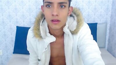 Zack Maxs Amateur Cum Shots Handjob: A Journey of Sexual Discovery!