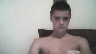 Ball Playing Amateur: One-Man Show on Cam!