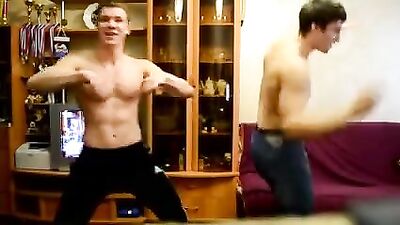 Russian Bros Dance Party: Ru-pop Music Non-stop Fun with Fit Straight Boys!