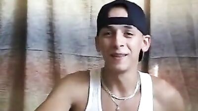 Richards Amateur Solo Adventure: A Gay Porn Video To Remember!