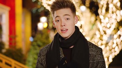 Christmas Porn Adventure - Glory Holes, Group Sex and Public Outside!