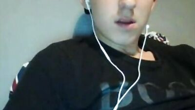 Momos Gay Porn Adventure - Handjob Solo Straight Boys!