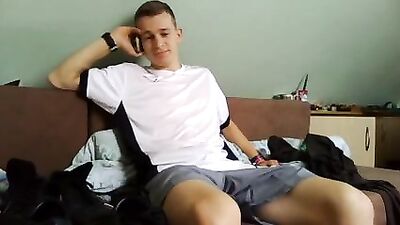 Handy & Handsome: The Ultimate Web-Cam Cumshot Experience