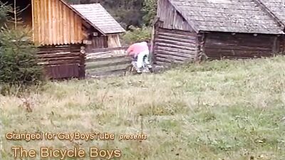 Bicycle boys: Hardcore Riders - Gay Porn Video