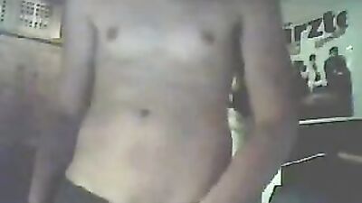 Shy but so hotttt