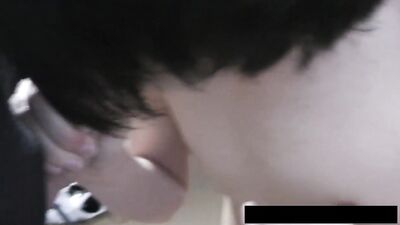 Gay Porn: Amateur Oral Sex between Boyfriends - A New Adventure