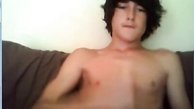 Maartens Web-Cam Handjob: A Sensual Solo Performance!