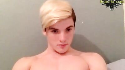 Blonde Web-Cam Amateur: Unleashing the Wild Side!