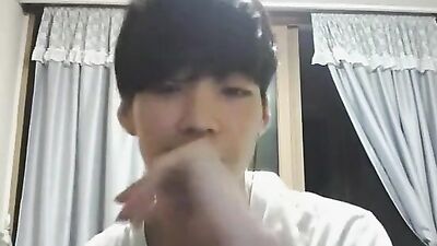 Chinois 18 yo sur bipcam