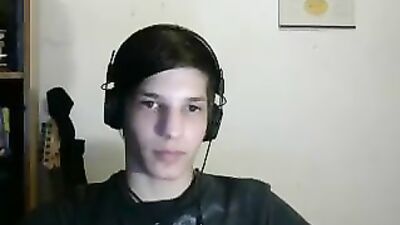 Happy Cam Performer - Amateur Solo Web-Cam Adventures!