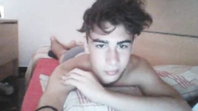 Cristobàl 2: Web-Cam Handjob Solo Showdown - A Thirsty Kings Quest for Satisfaction