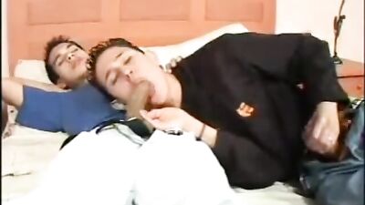 Latino twinks in hot and steamy action!