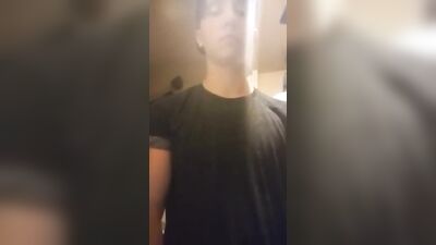 Stud Flexes & Works Out: Amateur Big Cocks Cum Shots