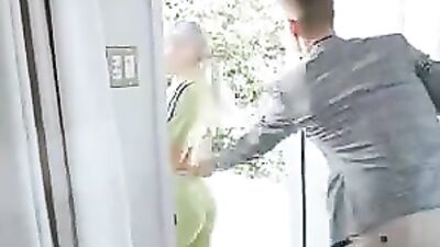 Gay Porn Tourist Tap: Brians Adventure in the City!
