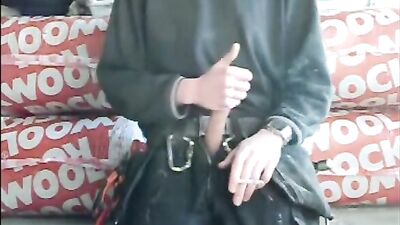 No More Workers Delight: Amateur Big Cocks Cum Shots with a Friendly Handyman