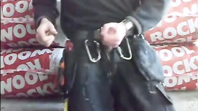No More Workers Delight: Amateur Big Cocks Cum Shots with a Friendly Handyman