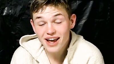 Covell Jeremiah Smokes and Sucks His Own Cock in Heat!