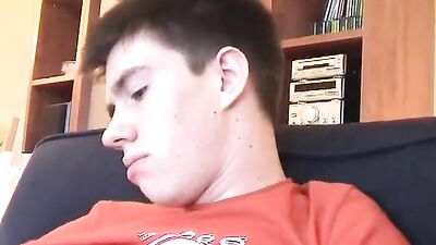 Hand Job for Brotherhood: Soulaging Hand in Plaster