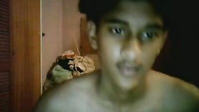 Indian Hottie: Amateur Solo Web-Cam Exposure!