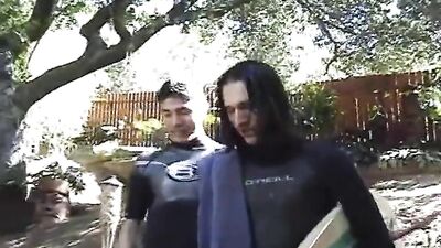 Surfer: Wild Amateur Action