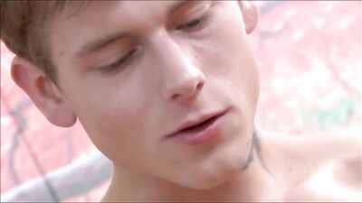 Facial Cum Showdown - Bareback Action with Cute Boys