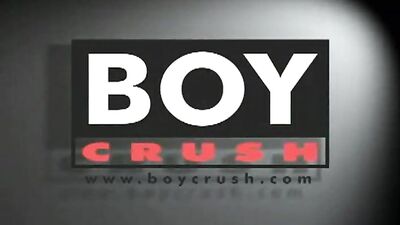 Gay Porn: Zack, Kevin & Angels Nasty Bareback Threesome!