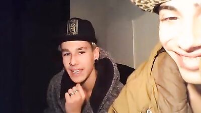 Handjob Oral Straight Boys: Two Hot Guys Jerking Each Other and Sucking Each Other