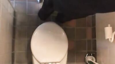 Golden Cam Boy: Explosive Web-Cam Experience