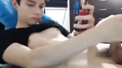 Cute Webcam Boy Teen: Hot and Steamy Gay Porn!