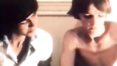 Vintage Boys - The Ultimate Amateur Bareback Experience!