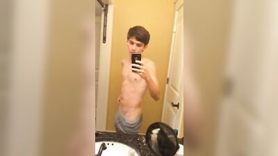 Gay Porn Strip Show: Action Amateur Web-Cam Wank