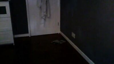 Naked Foot Web-Cam Action Amature Wank - The Ultimate Gay Porn Experience!