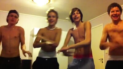 Young Webcam Singers - Amateur Gay Porn